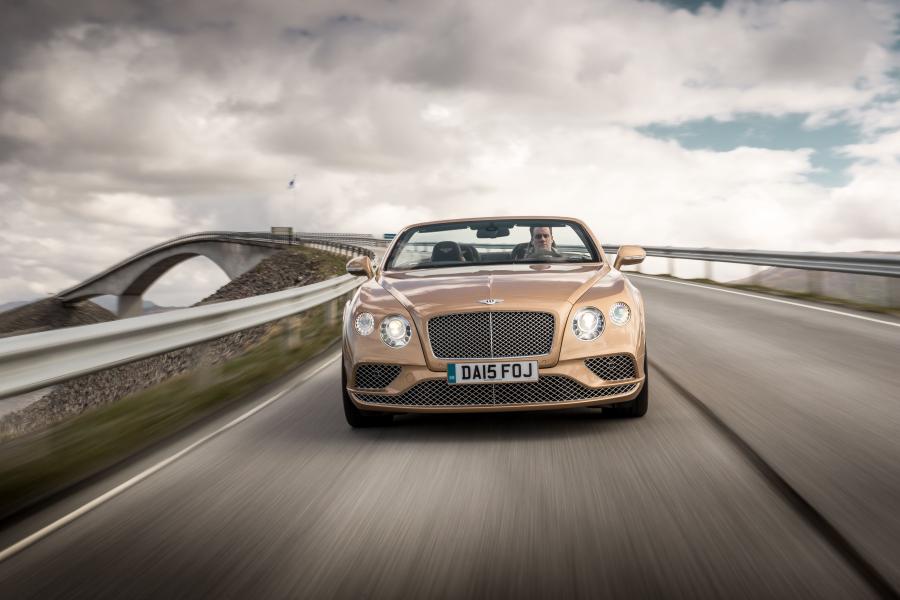  Bentley Continental GT Convertible 2015 года  (фото 4 из 13)